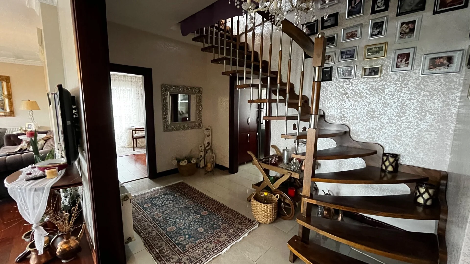 Antre/Giriş Holü