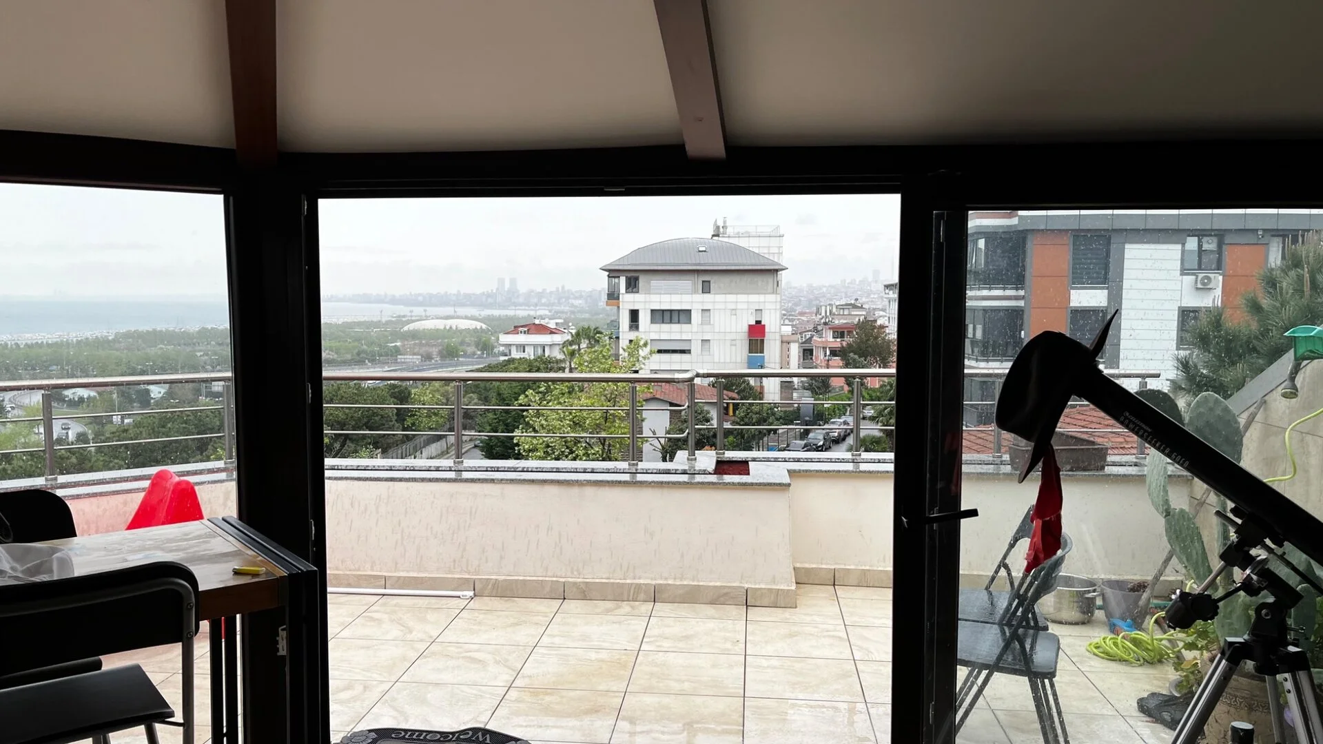 1. Balkon