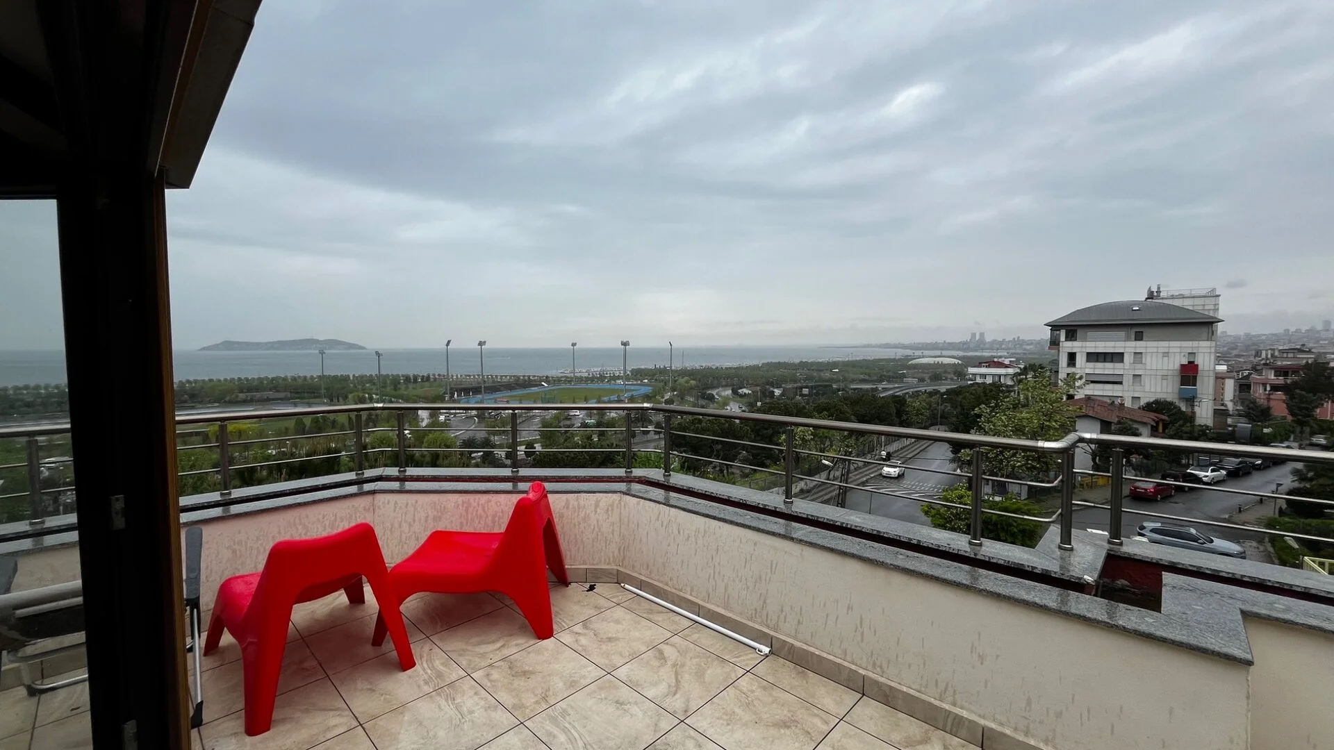 1. Balkon