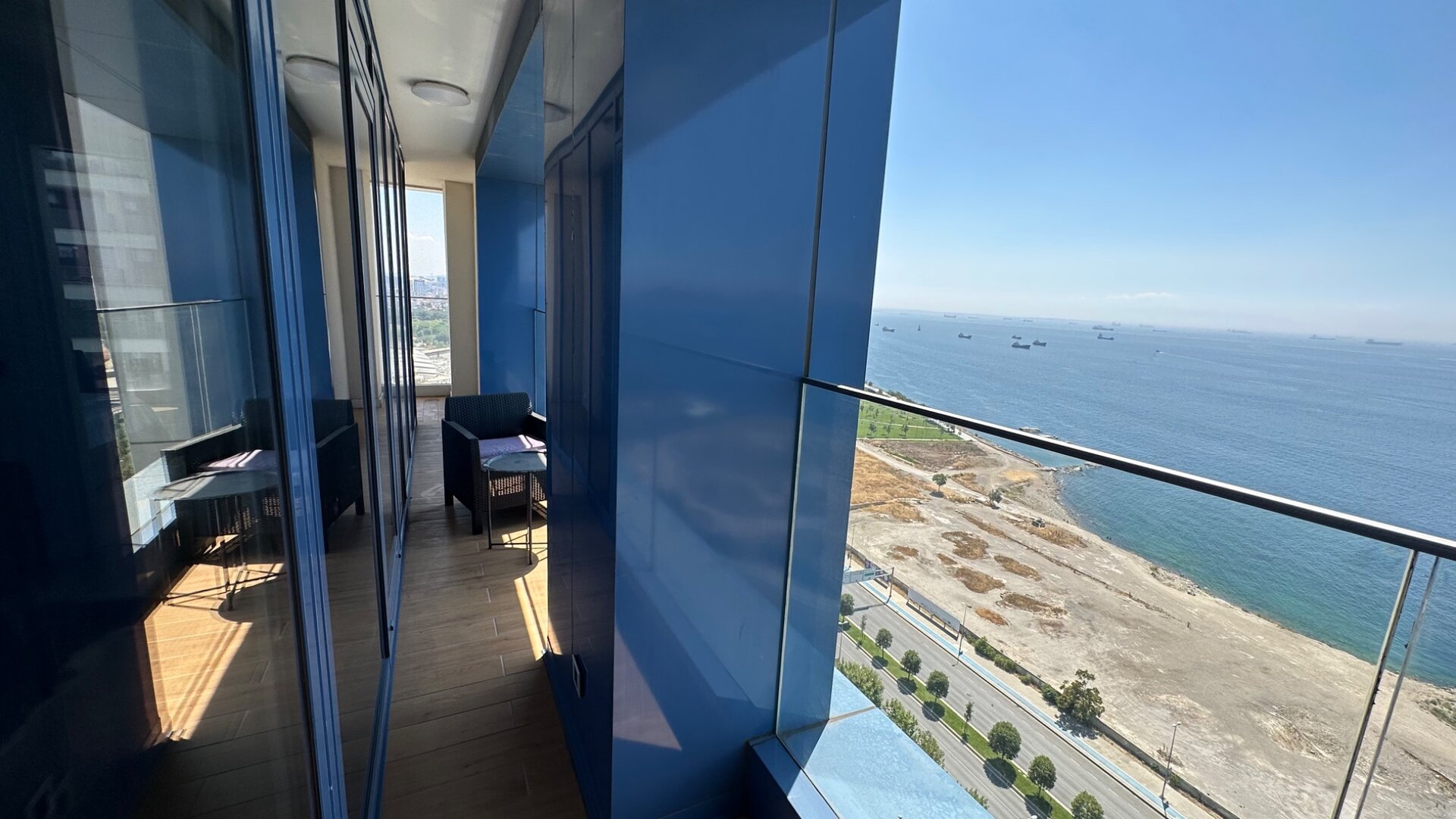 1. Balkon