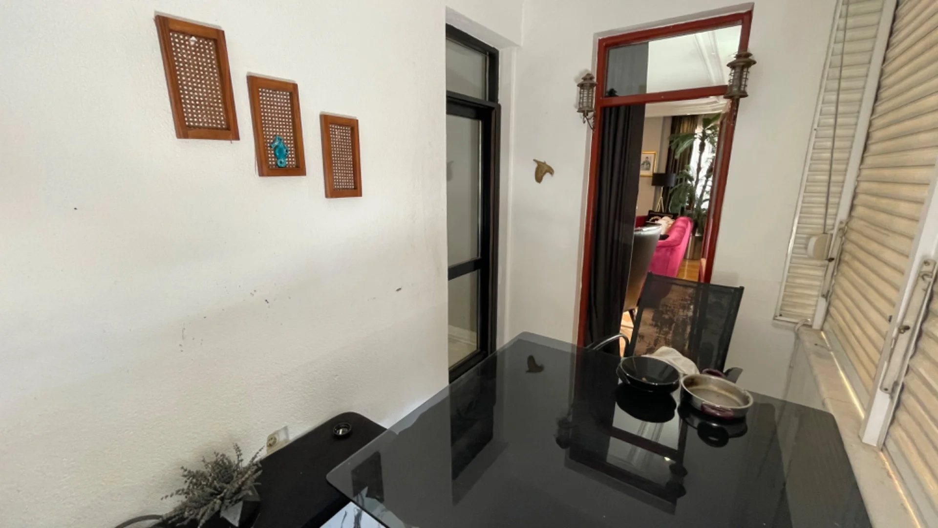 1. Balkon