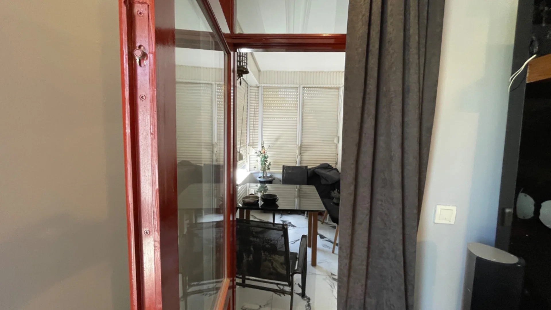1. Balkon