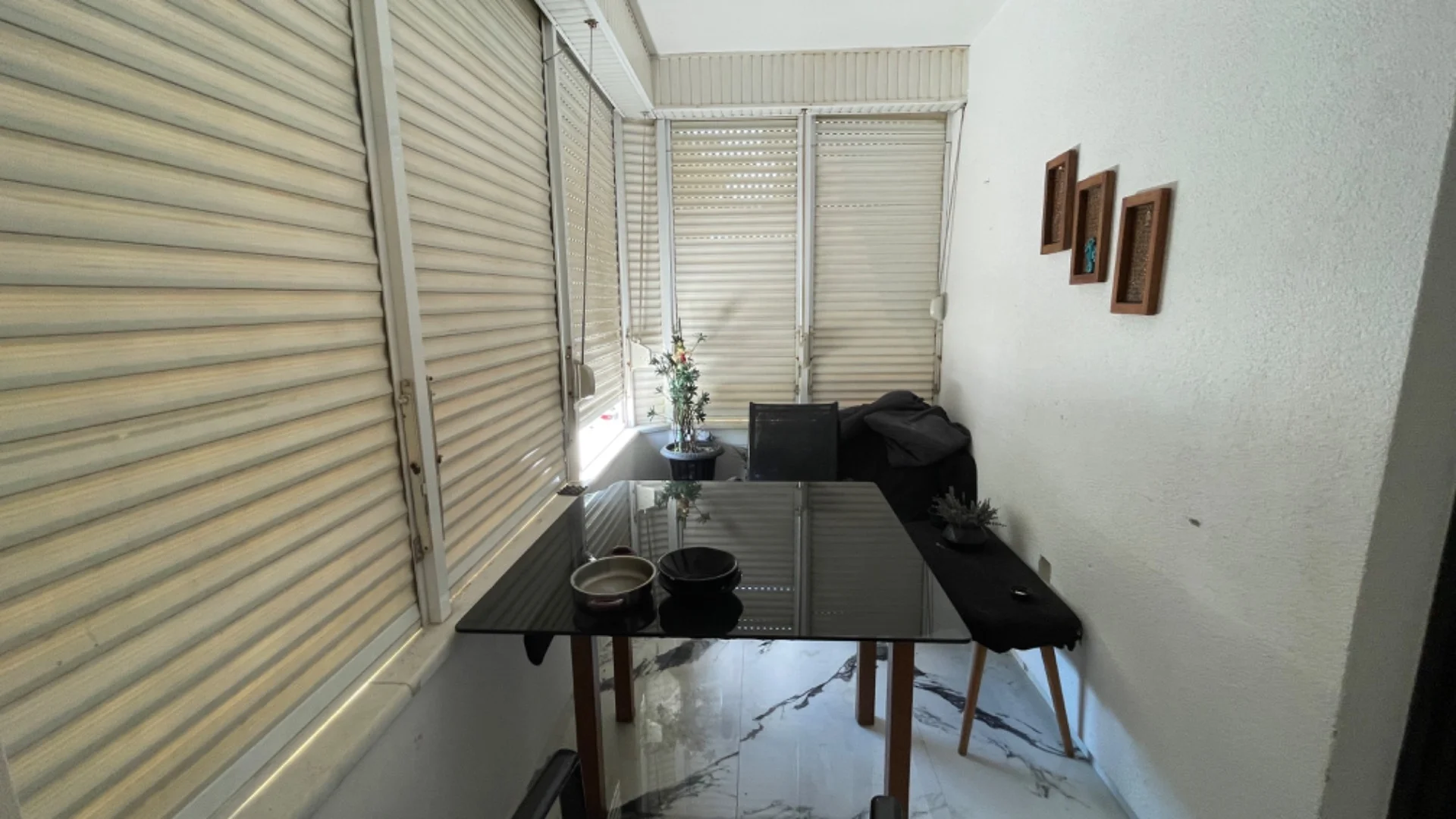 1. Balkon