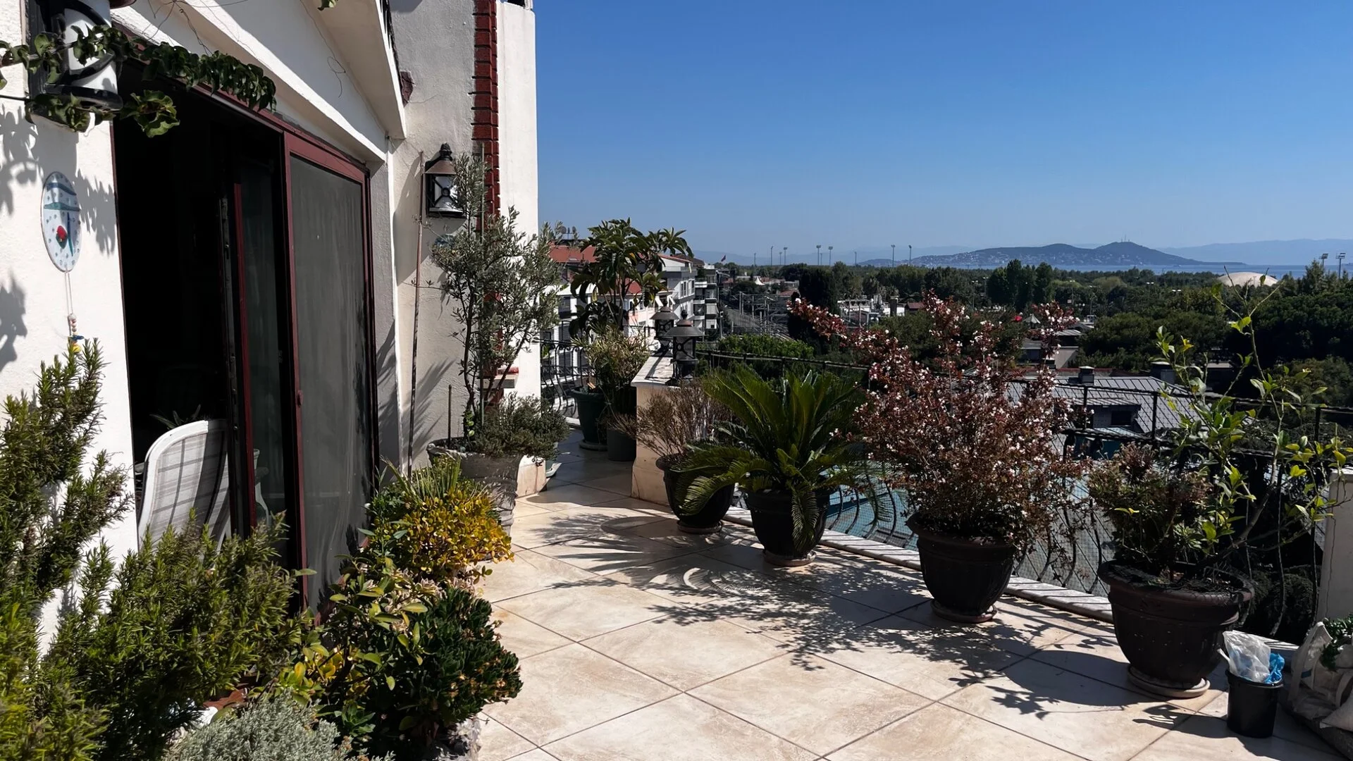 1. Balkon