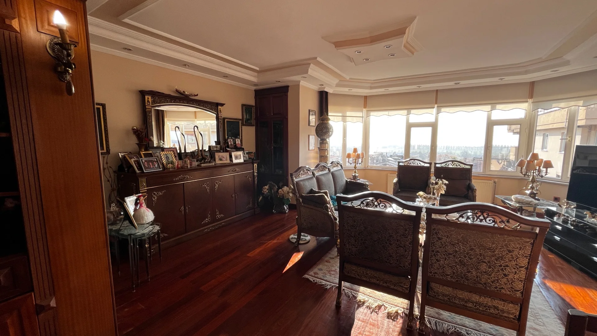 Salon