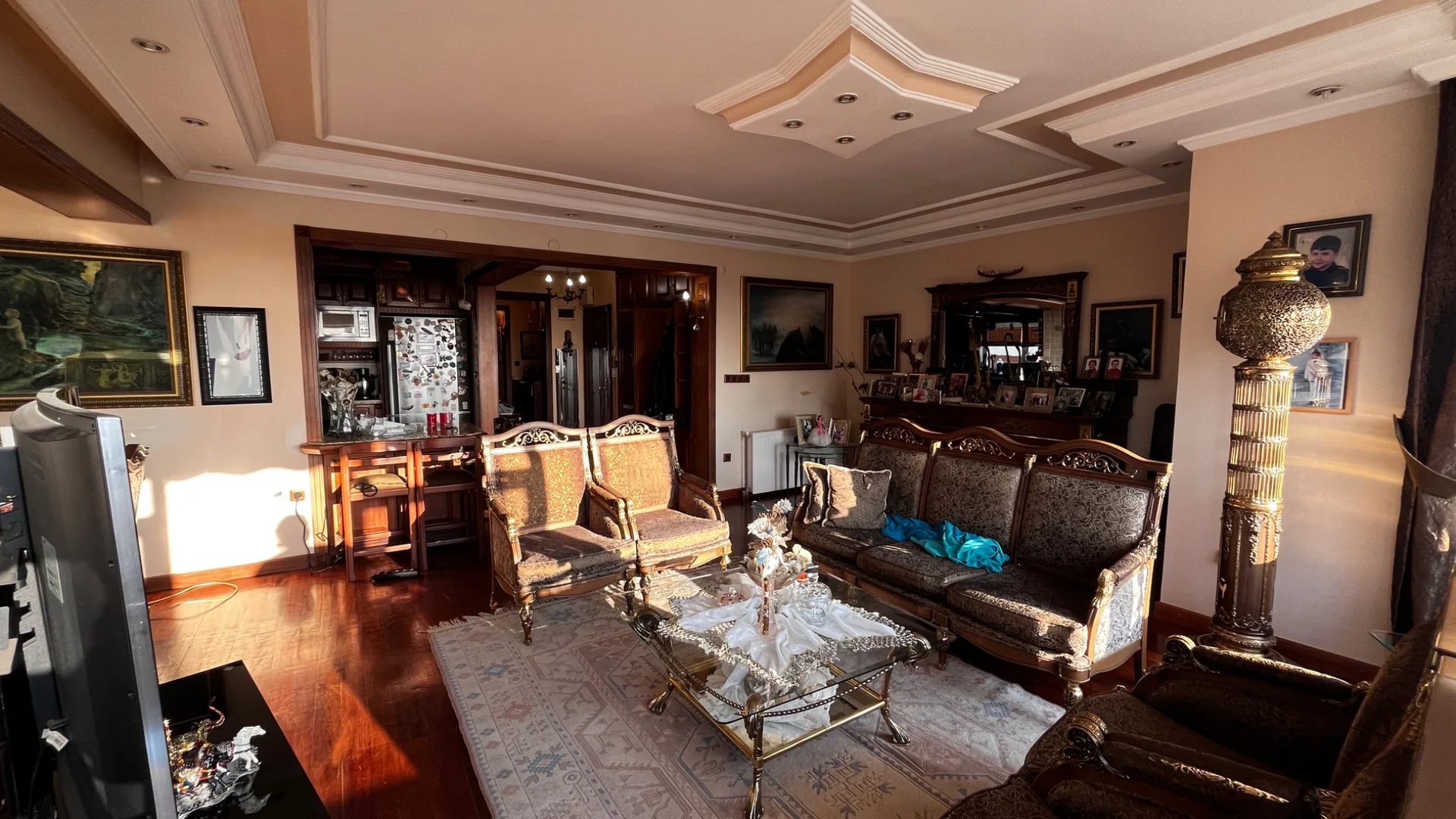 Salon