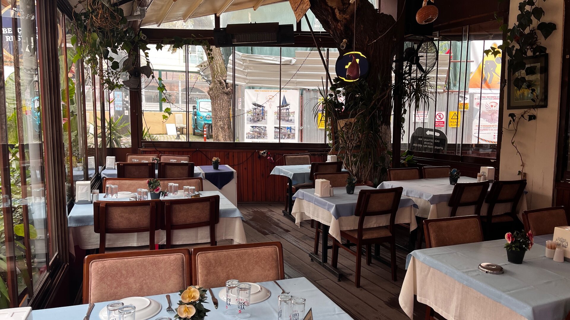 Yemek Salonu