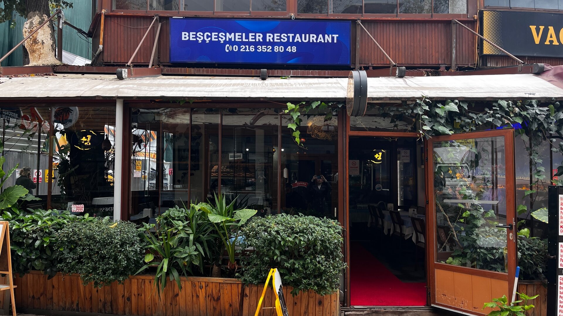 Giriş Kapısı
