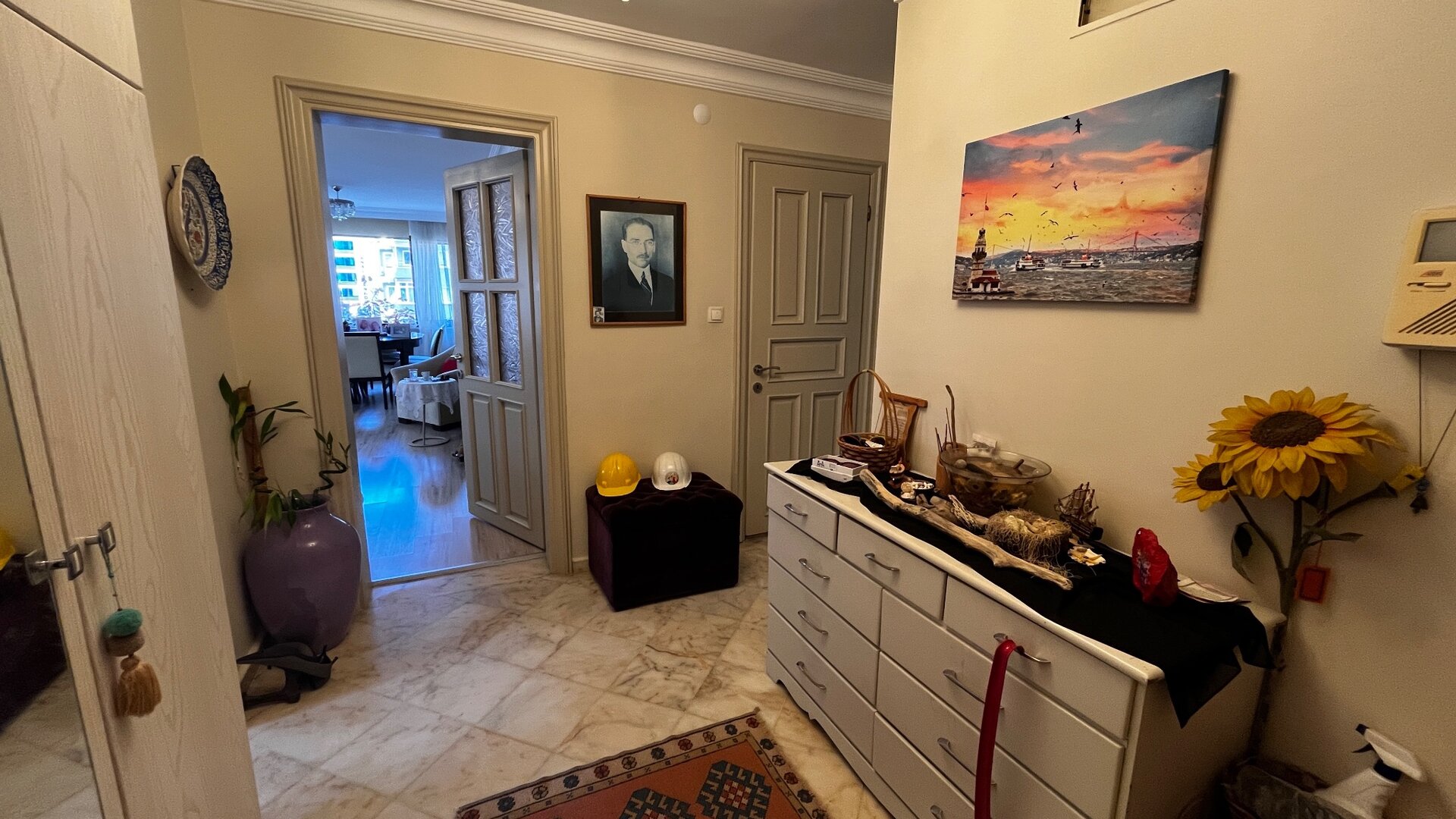Antre/Giriş Holü