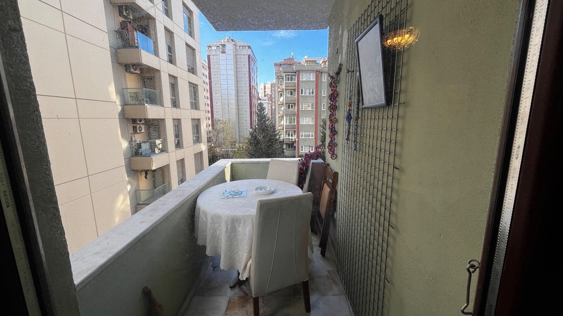 1. Balkon