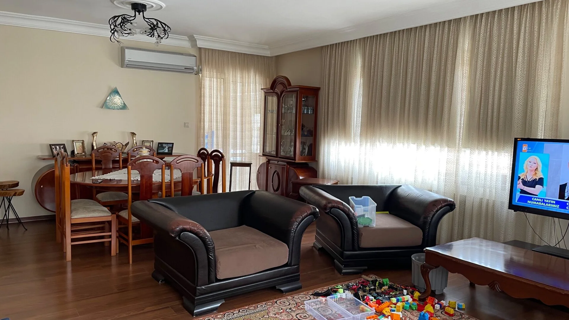 Salon